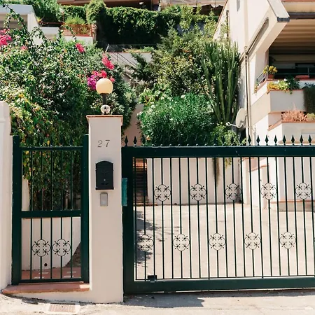 Guest house Daustria 4*